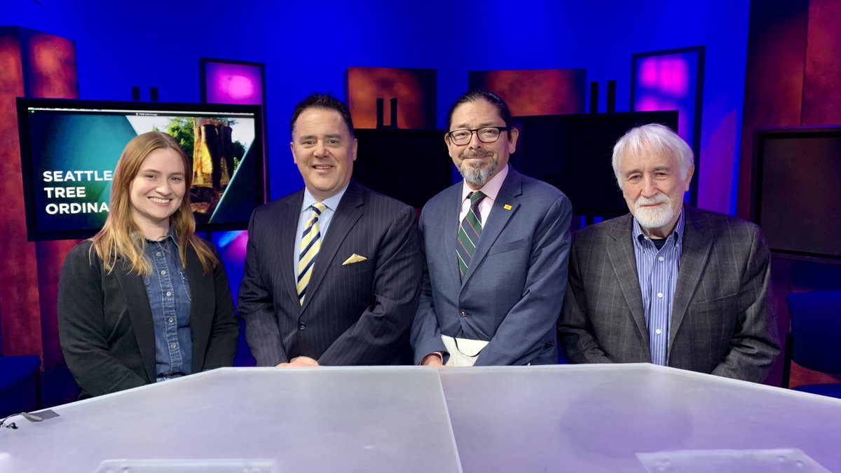 callananseattle's tweet photo. TREE TALK: I'm with arborist #AndreaStarbird, Roger Valdez of #SmartGrowthSeattle & Steve Zemke of #FriendsofSeattlesUrbanForest discussing @SeattleCouncil's #treeordinance, tomorrow on @SeattleChannel! #trees #urbanforest https://t.co/lI0WcWYUVX