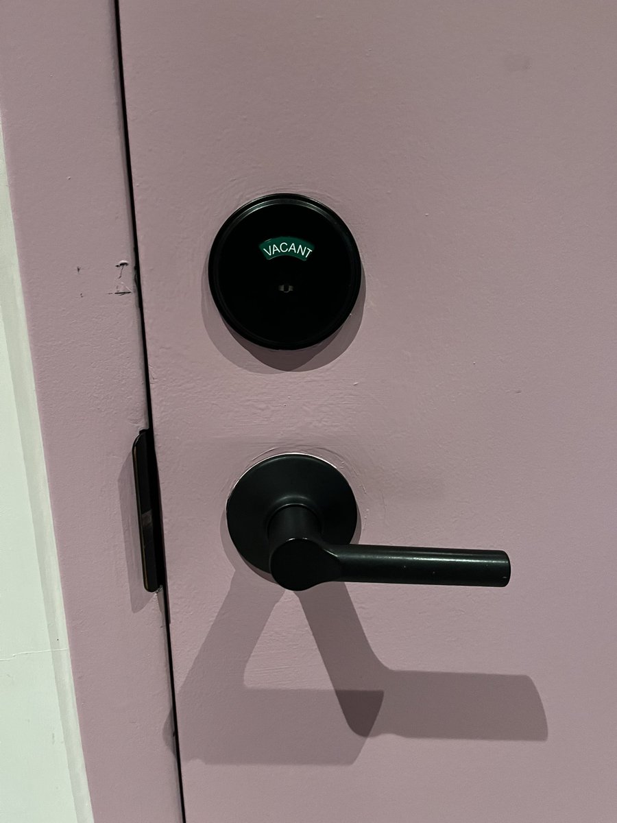 BrewklynBuzz's tweet photo. Greatest invention ever? https://t.co/sYtpy4zH7a