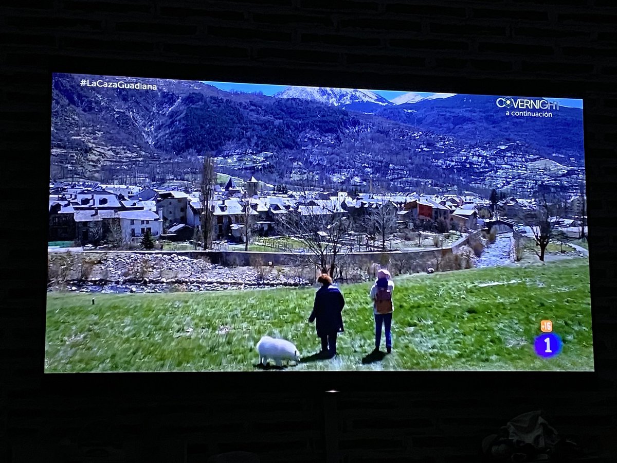alainhernan's tweet photo. Bufffffff
ENORME FINAL.
💔💔💔
#LaCazaGuadiana
@MeganMontanerG 
#Nieve
@rtve @RTVE_Com @DloProducciones https://t.co/RVFXqkravN