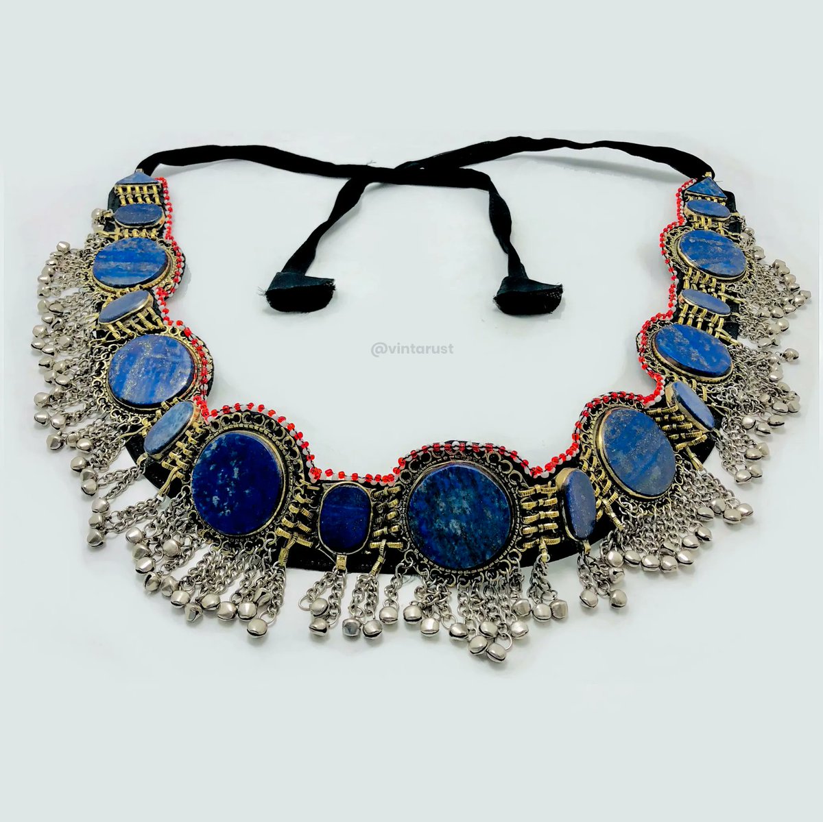 Lapis Stone Belly Belt, Belly Dance Belt Vintage. 

Shop Now:
buff.ly/3rcxU7P

#bellydancebelt #lapisstone #vintagejewelry #afghanjewelry #handcrafted #traditionaljewelry #bellydance #danglingbells #culture #WardrobeUpgrade #bellydanceaccessories #lapisstonejewelry