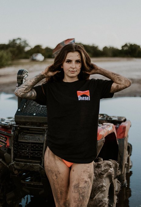 Watch Megan's leaked NSFW photo on TwXstars