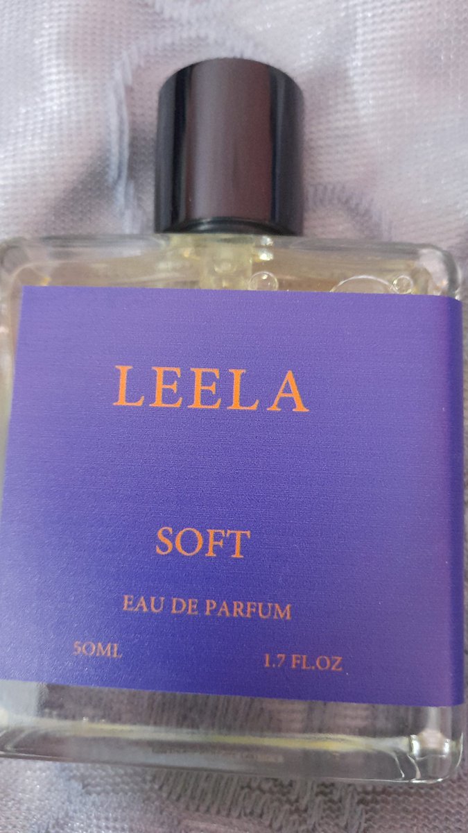 AtyHnan's tweet photo. @LeelaPerfumes #عيديات_ليلا_بيرفيوم
العطر جميل وريحته ثابته وفواح https://t.co/pikJERKNlq