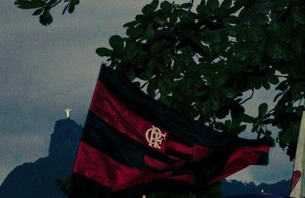 Rep1989b's tweet photo. Nesse perfil nós amamos a Taylor Swift, o flamengo e o Barcelona.
Achei importante avisar😎 https://t.co/Ux4AxuoYpT