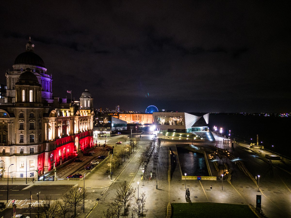 p_longfootphoto's tweet photo. Goodnight from Liverpool Photos from Jan 2023
@RLB360 @RoyalLiver1911 @CultureLPool @TheGuideLpool @Eurovision @bbceurovision #unitedbymusic @angiesliverpool @PortOfLivBuild @LiverpoolTweeta @PeelLivWaters  @PeteCityPrice  #liverpool  #liverpoolatnight https://t.co/4zZQdvN1YP