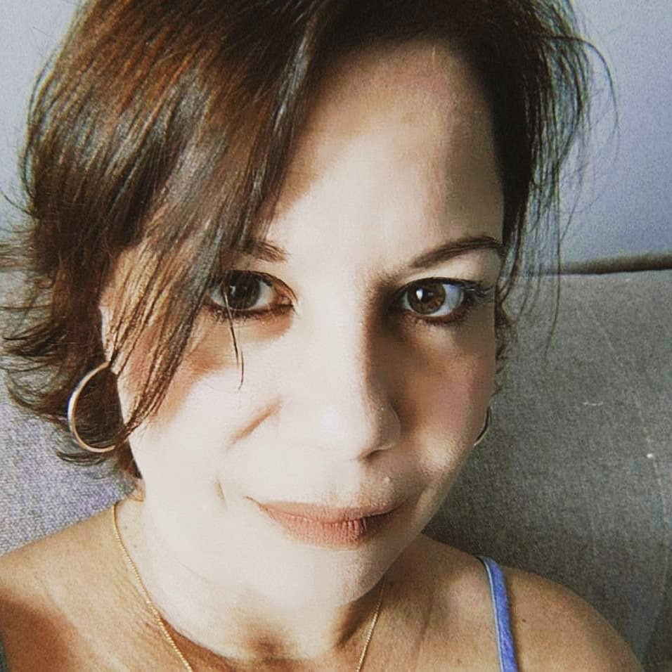 AnaDellAquila's tweet photo. #NewProfilePic https://t.co/C0FWIA3owY