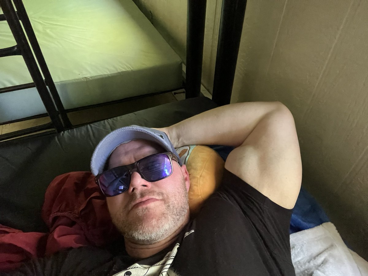 GeEk MyTh tweet media