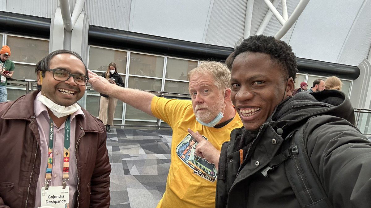 PlasmaDray's tweet photo. Yah! Itโs a #pySmile ๐and #pyPose ๐บ. Catching some fun ๐คฉ with @Glnnlhmn @gcdeshpande #PyCon2023 #PyConUS https://t.co/KvNc3teLLf