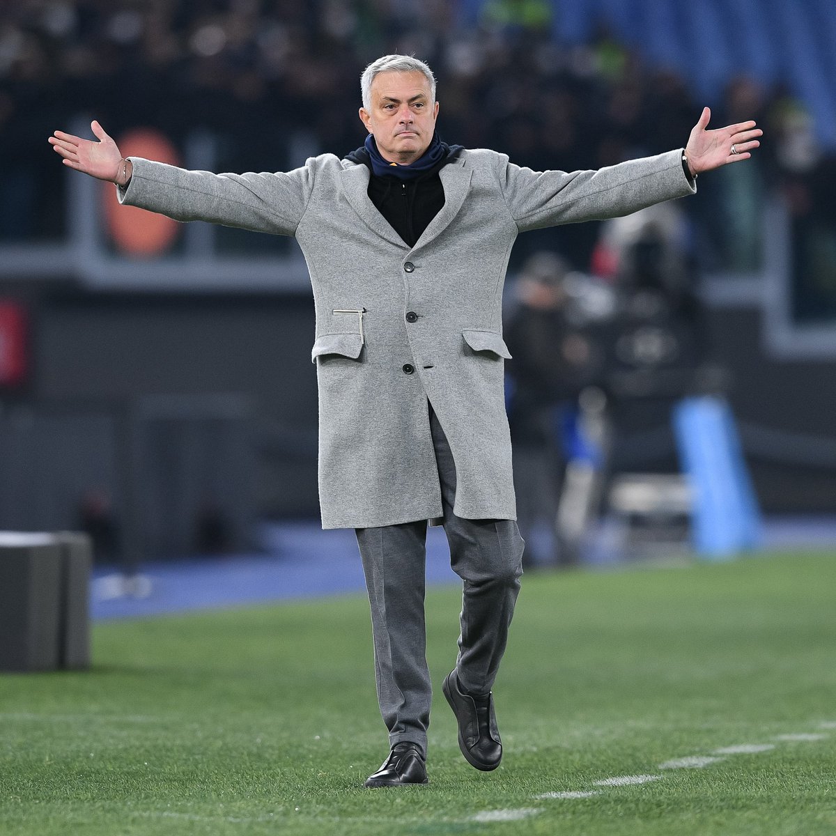 Mourinho_Xtra's tweet photo. AS Roma are into the Semi-Finals of the UEFA Europa League 🏆

Jose Mourinho has now reached back to back Semi-Finals with AS Roma in the European competitions.

The finished one ! https://t.co/IrPn8a5I79
