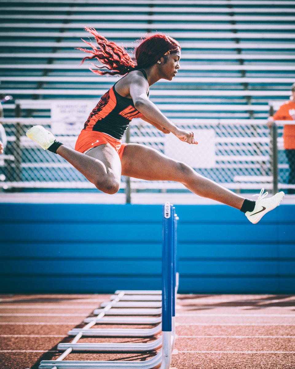 PrenticeCJames's tweet photo. The District 17/18 5A Area Track & Field Meet had amazing efforts with @ManvelMavs_XC earning 1st Place and Manvel Boys coming in 5th. Congrats!
πΈ#ImagoHouse | #TXHStrackandField #txhsTF https://t.co/KcamHXpjRL
