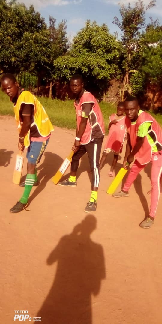 KabongaStarCC's tweet photo. #CricketMakamba: Another great day in Kabonga, @CricketMakamba. Guys were out on the ground learning new life skills - Cricket 🏏 - that will change lives forever in the neighborhoods.

Kabonga is a far southern village bordering Tanzania.

#BurundiCricket #CricketIsBurundian https://t.co/1H5nq1wFYQ