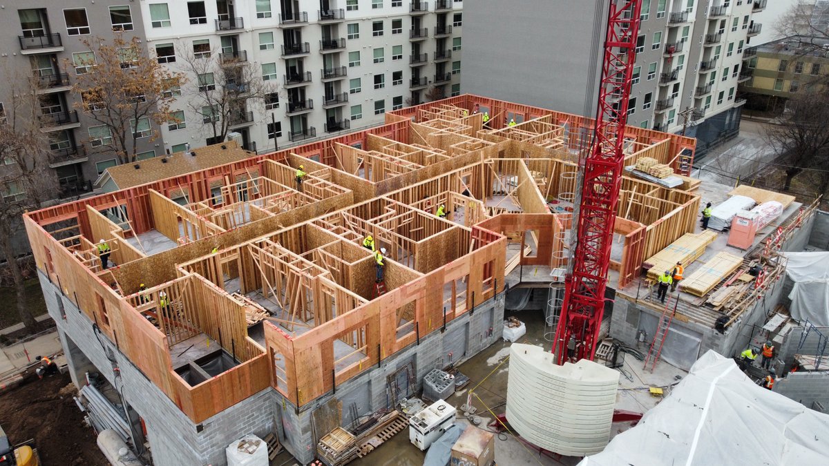 KierBuzz's tweet photo. An aerial perspective of Dewitt Apartments in Salt Lake City https://t.co/94kwm7xyGW