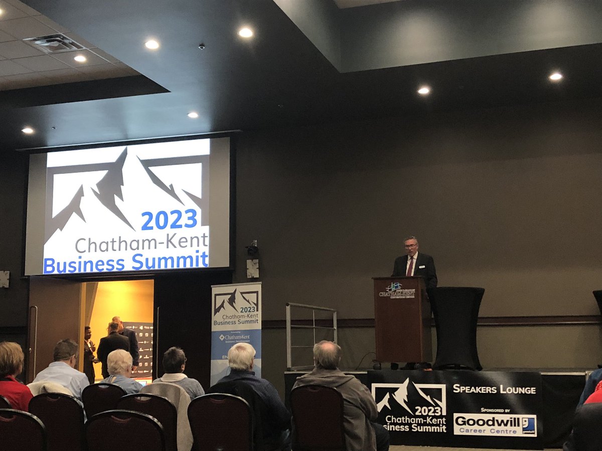Alysson4CK's tweet image. The 2023 @MunicCK @CKEcDev Business Summit keynote speaker introduced by @EcDevGuy Stuart McFadden. Thanks Stuart for your business leadership in our community! #ckont