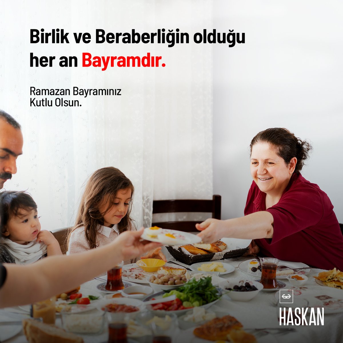 Sevgi, saygı ve sohbetlerin hiç eksilmediği, paylaşarak yakınlaşacağımız bir bayram dileriz. İyi bayramlar. #haskan #iyibayramlar