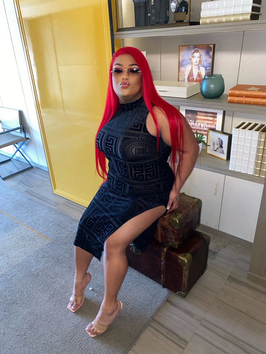 PVDBIGGIE's tweet photo. Bad little redhead, she 'bout to black❤️‍🔥🖤

#baddieswest #biggie #bigdominican  #labiggie https://t.co/P0WZjPTAbp