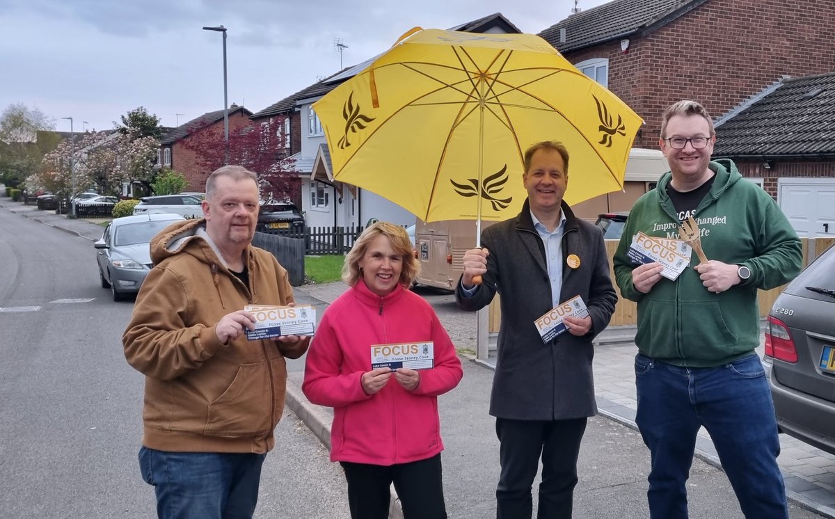 Out tonight doing our leaflet drop in #StoneyStanton with @SLeics_LibDem for the #BlabyDistrictCouncil elections on May 4th.

Vote Luke Cousin and Eddie Larkin (@47_larkin) for #FosseStoneyCove

#LibDems #LocalElections2023 #Spatula @ALDC