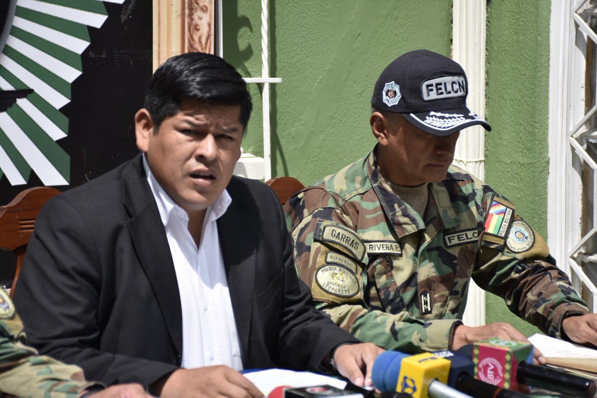 JAIMEMAMANIE's tweet photo. Fruto de 5 exitosos operativos ejecutados en el departamento de La Paz, del 17 al 19 abril del presente año, se secuestró 120,1 Kg. de Cocaína y 2 vehículos y se aprehendió a 6 personas. Estas acciones permitieron afectar al patrimonio del narcotráfico  en 181.147 $us. https://t.co/azLJkwo2RW