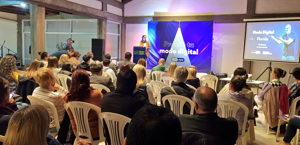 ANDEUruguay's tweet image. #ModoDigital llegó a Florida.
Herramientas, charlas motivadoras y un espacio para que tu empresa pueda crecer en lo digital.