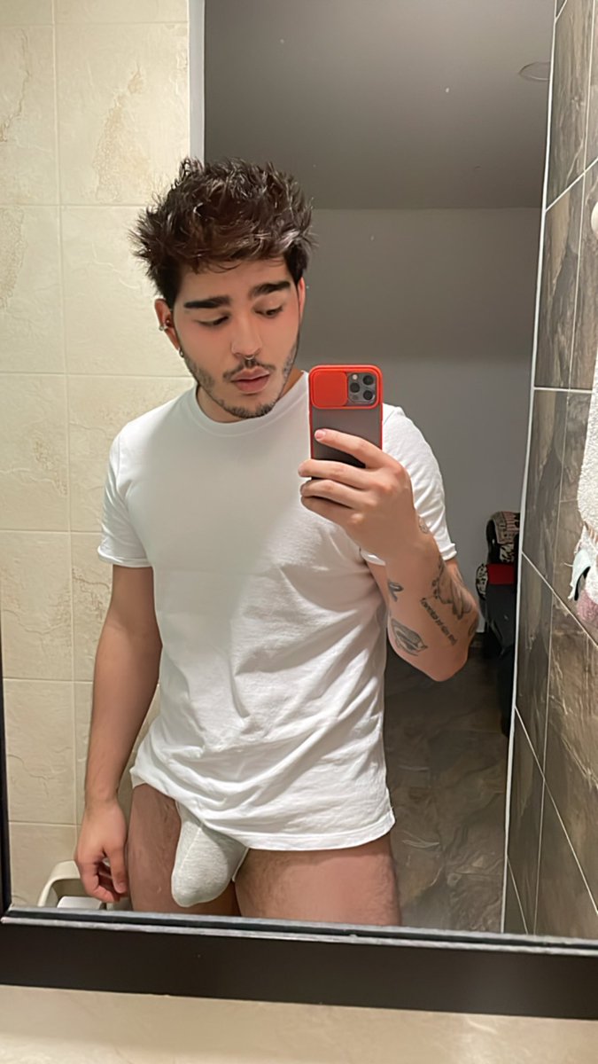 EliothEvans's tweet photo. @everydaybulge 👀 https://t.co/972dkJ6cuN
