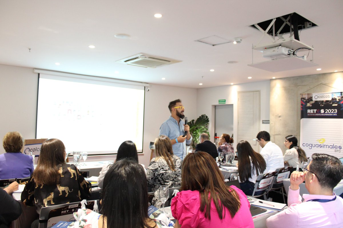 Colcob_Colombia's tweet photo. 📣Cerrando esta jornada del #ForoColcob en Cali con @luis3etancourt “Comunicar que se hace parte de un propósito superior al pagar una acreencia, porque mantiene el ciclo, es una motivación extra para que los usuarios se comprometan con ese propósito” https://t.co/Ny8x99SLkZ
