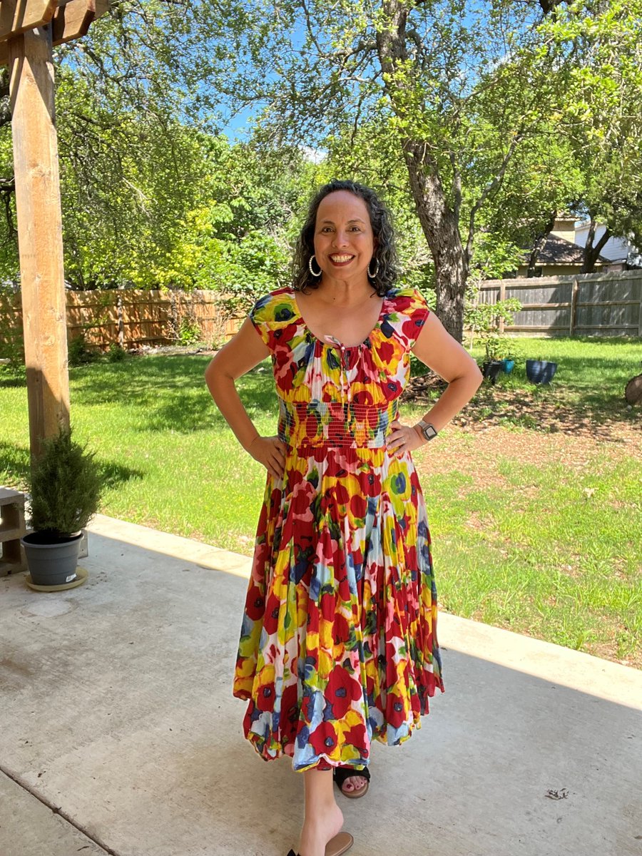 Veronica Laurel turned adversity into inspiration during her breast cancer journey. Embracing courage and positivity, she opted for a simple mastectomy without reconstruction. “I just wanted to be me – beautiful simplicity.' texasoncology.com/patient-storie…