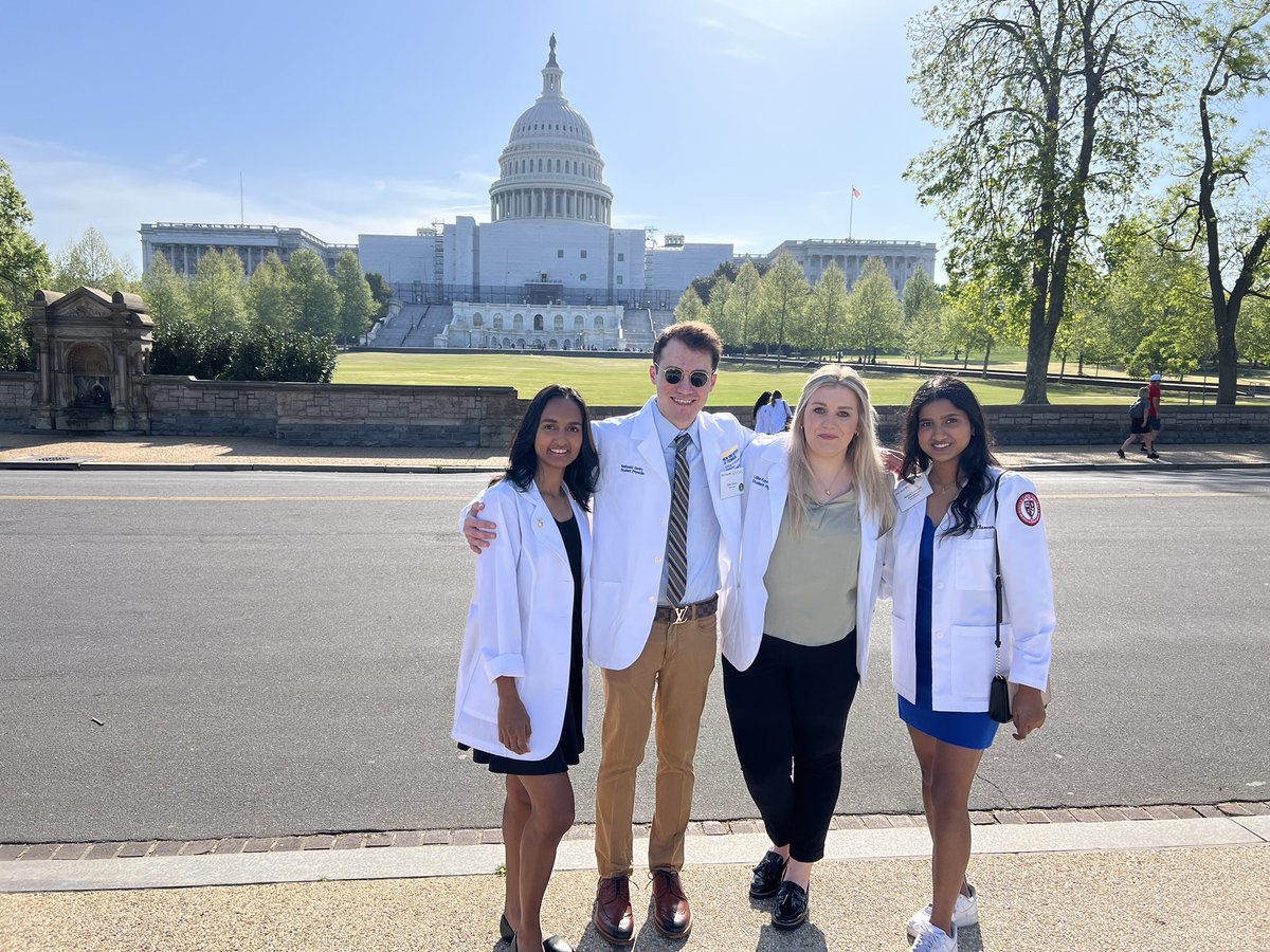 PicNik98's tweet photo. Today was THE DAY! Went to both the House and Senate to bring attention to HR 2474, HR 1202/S. 704 &amp; THCGME program! Legislature supporting resident loans, physician compensation and teaching hospitals in rural areas!

Huge thank you to @WCUCOMDO @AOAforDOs @DOsofMOMA https://t.co/9zPCDdWy8G