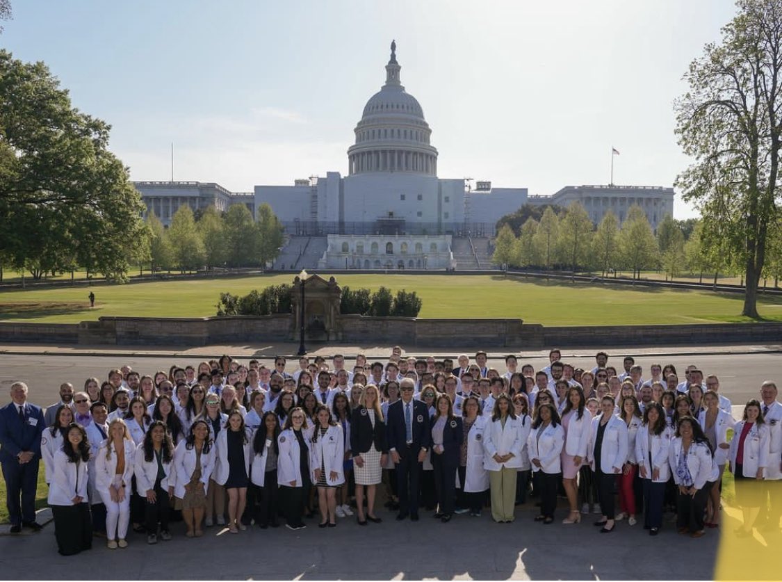 PicNik98's tweet photo. Today was THE DAY! Went to both the House and Senate to bring attention to HR 2474, HR 1202/S. 704 &amp; THCGME program! Legislature supporting resident loans, physician compensation and teaching hospitals in rural areas!

Huge thank you to @WCUCOMDO @AOAforDOs @DOsofMOMA https://t.co/9zPCDdWy8G