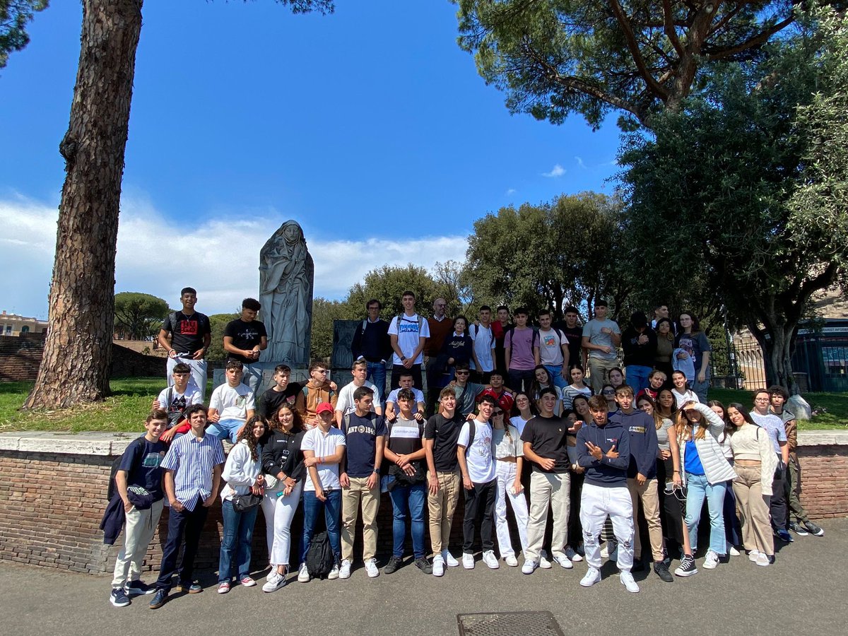 Colegio Santa Catalina de Siena FESD tweet media