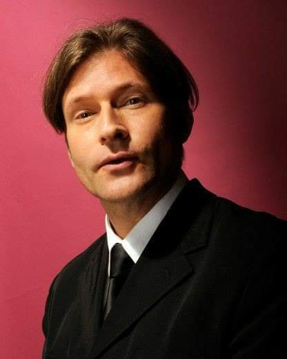 Happy Birthday to great actor & filmmaker Crispin Glover! 
