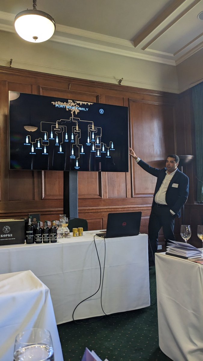 Another trip to London today, this time for the great <a href="/thebft/">The Big Fortified Tasting (b.f.t.)</a>

Humble to take part of <a href="/Kopke1638/">Kopke</a> Masterclass with winemaker Carlos Alves showing impressive age worthiness of white port. Among others tried their 1935 Colheita, bottled just last week!