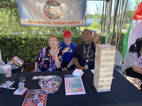 ConnectSCA's tweet photo. Did someone say “Hall of Fame” 📷📷📷📷
We're having a fun time around campus!
It's a beautiful day! 📷
#fullsail #connectsca #FSNation https://t.co/BKWIUxQd7a