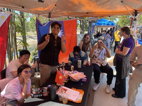 ConnectSCA's tweet photo. Did someone say “Hall of Fame” 📷📷📷📷
We're having a fun time around campus!
It's a beautiful day! 📷
#fullsail #connectsca #FSNation https://t.co/BKWIUxQd7a