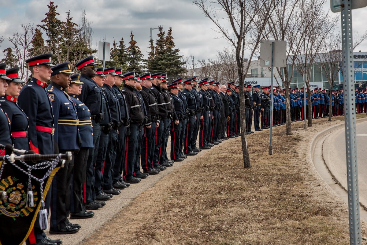 RCMPAlberta's tweet photo. 1/2 Cst. Harvinder Dhami was honoured today with a Regimental Funeral at Millennium Place in #ShPk. We would like to thank the public for their support during this difficult time. #RCMPNeverForgets https://t.co/tLRAZRFmjZ
