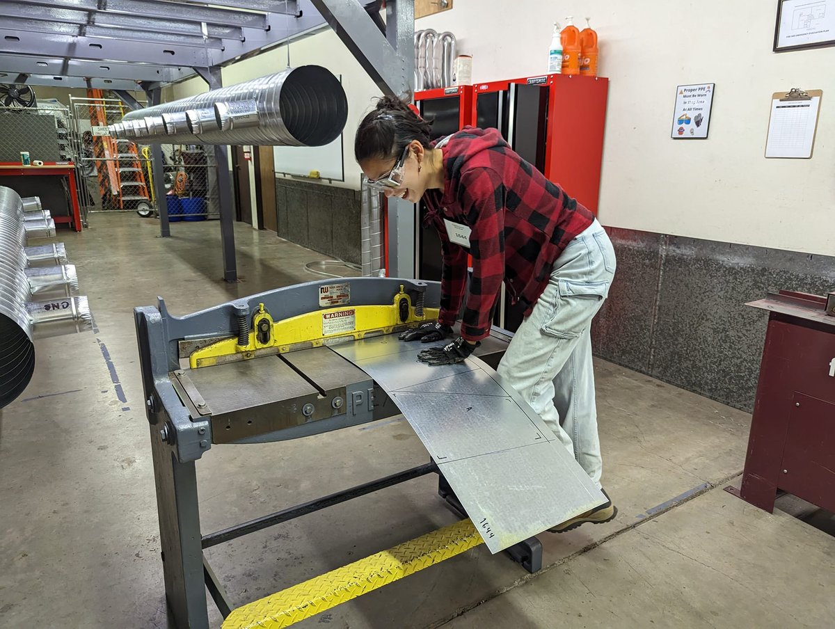 NNVTrades's tweet photo. Today's SkillsUSA competition at @Smart_Local_26 Training Center and @IBEW Local 401 Training Center was a blast! Good luck and bright futures to all the participants. 🤩 #SkilledTrades #UnionStrong https://t.co/5ZcmM6Jeub