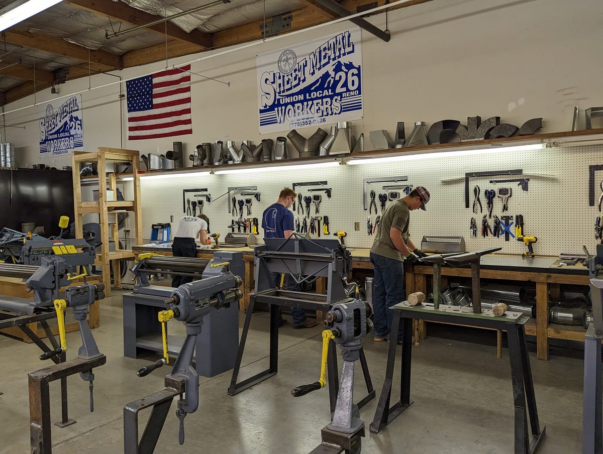 NNVTrades's tweet photo. Today's SkillsUSA competition at @Smart_Local_26 Training Center and @IBEW Local 401 Training Center was a blast! Good luck and bright futures to all the participants. 🤩 #SkilledTrades #UnionStrong https://t.co/5ZcmM6Jeub