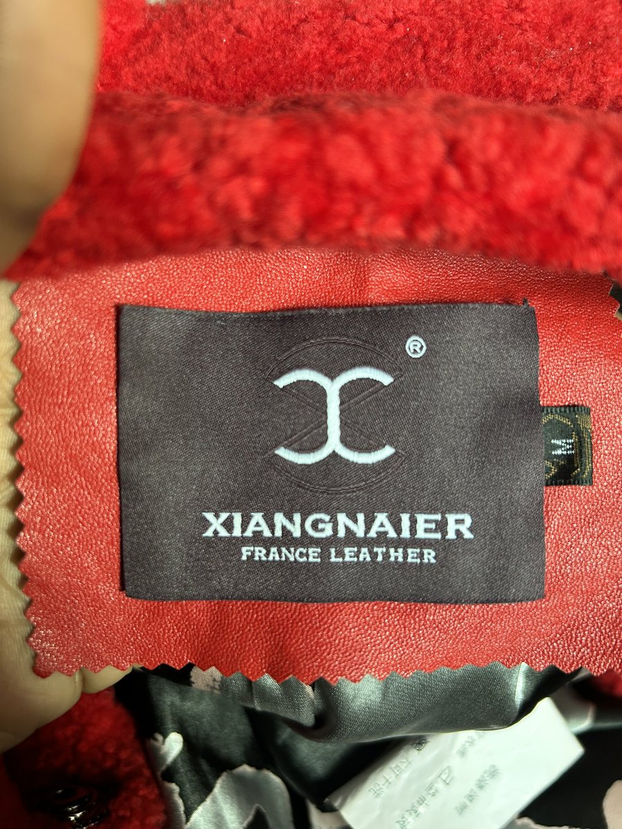 chillenvibe's tweet photo. What kind of brand is thissss?? https://t.co/OZyOPfzPLq