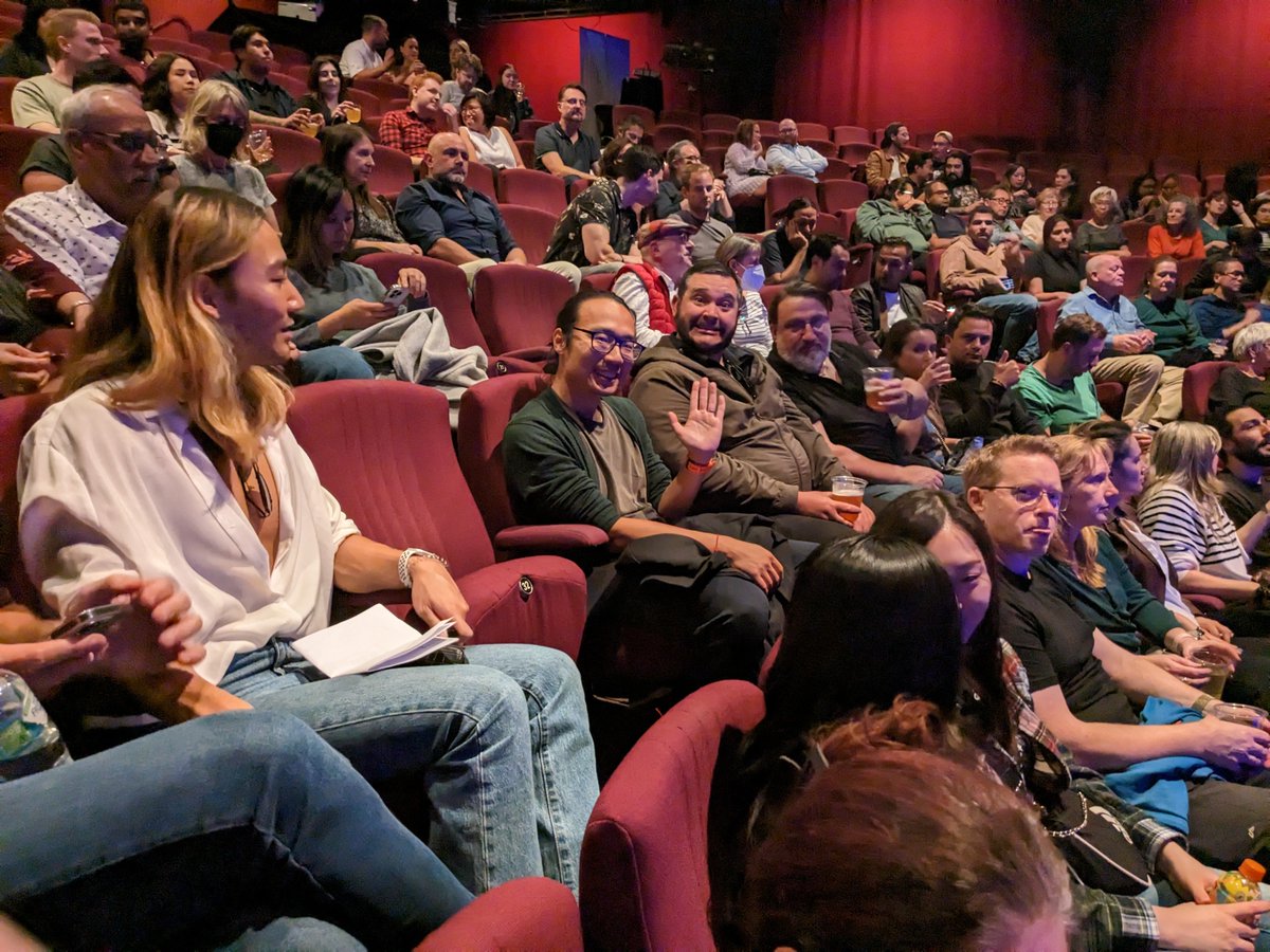 This time last week, our Melbourne team headed to the Melbourne International Comedy Festival for the Comedy Zone Asia show. Five comics, diverse points of view and lots of laughs had! 🎤
