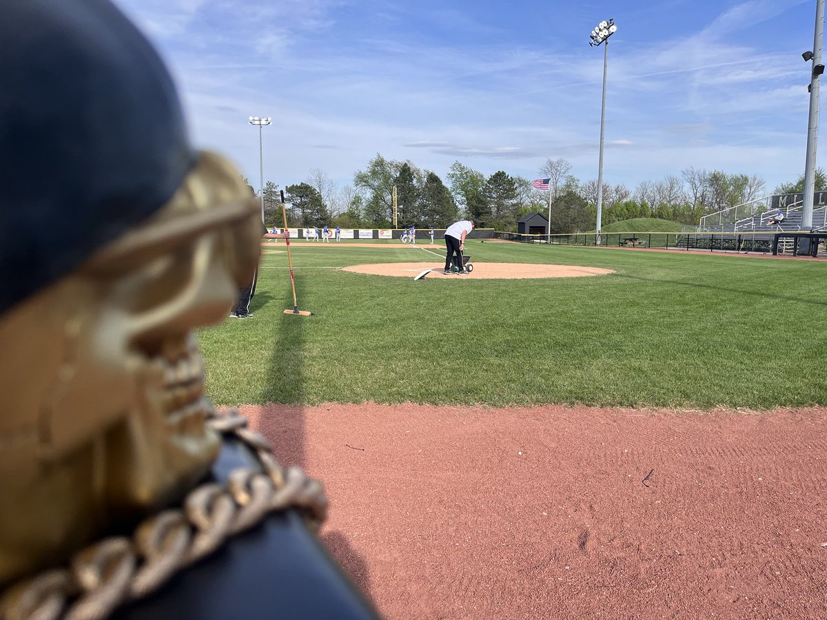 Is that a broom I see? What could that mean… Yeah… you know!