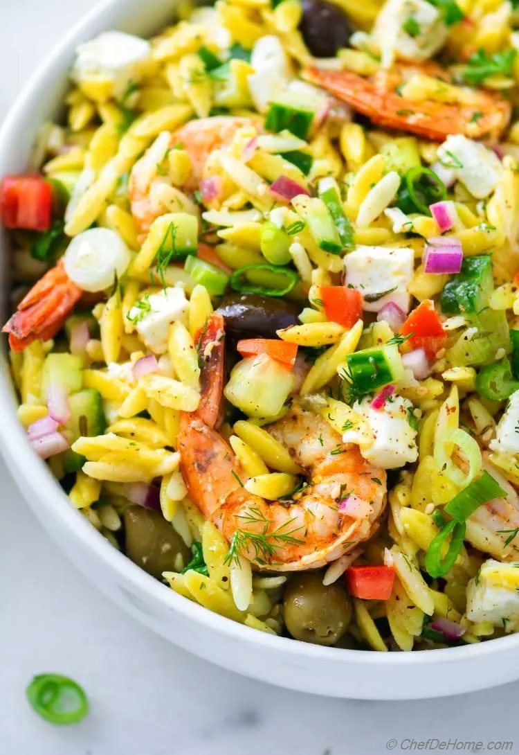 chefdehome's tweet photo. #RecipeOfTheDay 
👉Greek Orzo Pasta Salad with Grilled Shrimp
🔗https://t.co/73Uh2v02vy 
Delicious grilled za'atar #shrimp, orzo pasta with feta, olives, cucumber, tomatoes and zesty lemon dressing. This #salad recipe is perfect for salad-for-dinner weeknights! #dinner 1 https://t.co/KjRqCNBQ3b