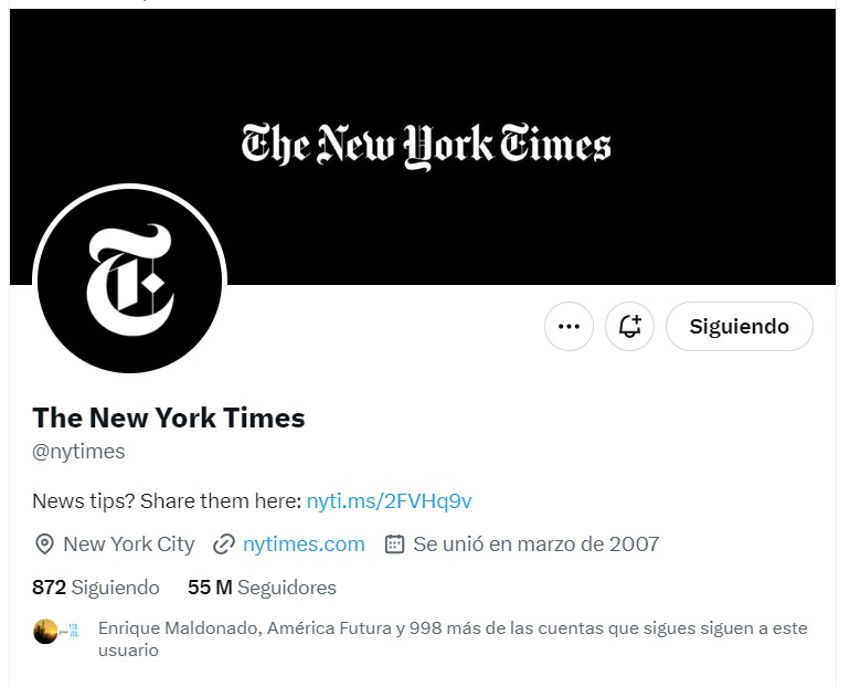 patriciajaniot's tweet photo. Hoy, Twitter le ha retirado la verificación azul a todas las cuentas que tenían el☑️ azul y no pagaron @TwitterBlue. https://t.co/sqsWxOnrmi Desde hoy, artistas como @KimKardashian con sus 75 millones de seguidores, o medios de comunicación como el @nytimes con sus 55 millones, aparecen sin ese distintivo.