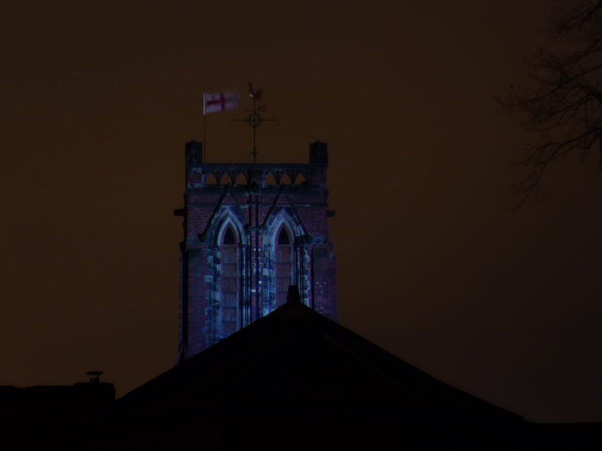 StPetersCradley's tweet photo. If you saw the tower lit up tonight it was our trial lighting. We have received funding for LED lighting for our iconic tower which can be seen all over #Cradley and from the train line. 

A light to lighten the darkness. 

Keep your eyes open for our next experiments! https://t.co/pfxTyNOpAn