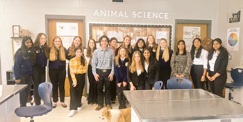 DonovanHemming1's tweet photo. Yesterday we conducted FFA Officer interviews for '23-'24. Our best turnout yet! All of these students are superb! #personalgrowth#premierleadership#careersuccess @DHSVetScience @DenmarkHS @FCCollegeCareer @FCSchoolsGA @NationalFFA @GA_FFA https://t.co/qfikG1Y1fk