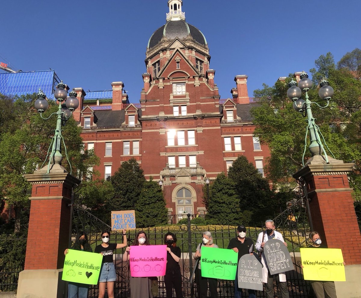 CovidSafeMD's tweet photo. .@HopkinsMedicine should do no harm.
Removing masks in healthcare puts us all in PREVENTABLE danger.
We’re here right now with @COVIDSafeCampus to tell @HopkinsMedicine to #KeepMasksInHealthCare! https://t.co/mDCu5y39ZS