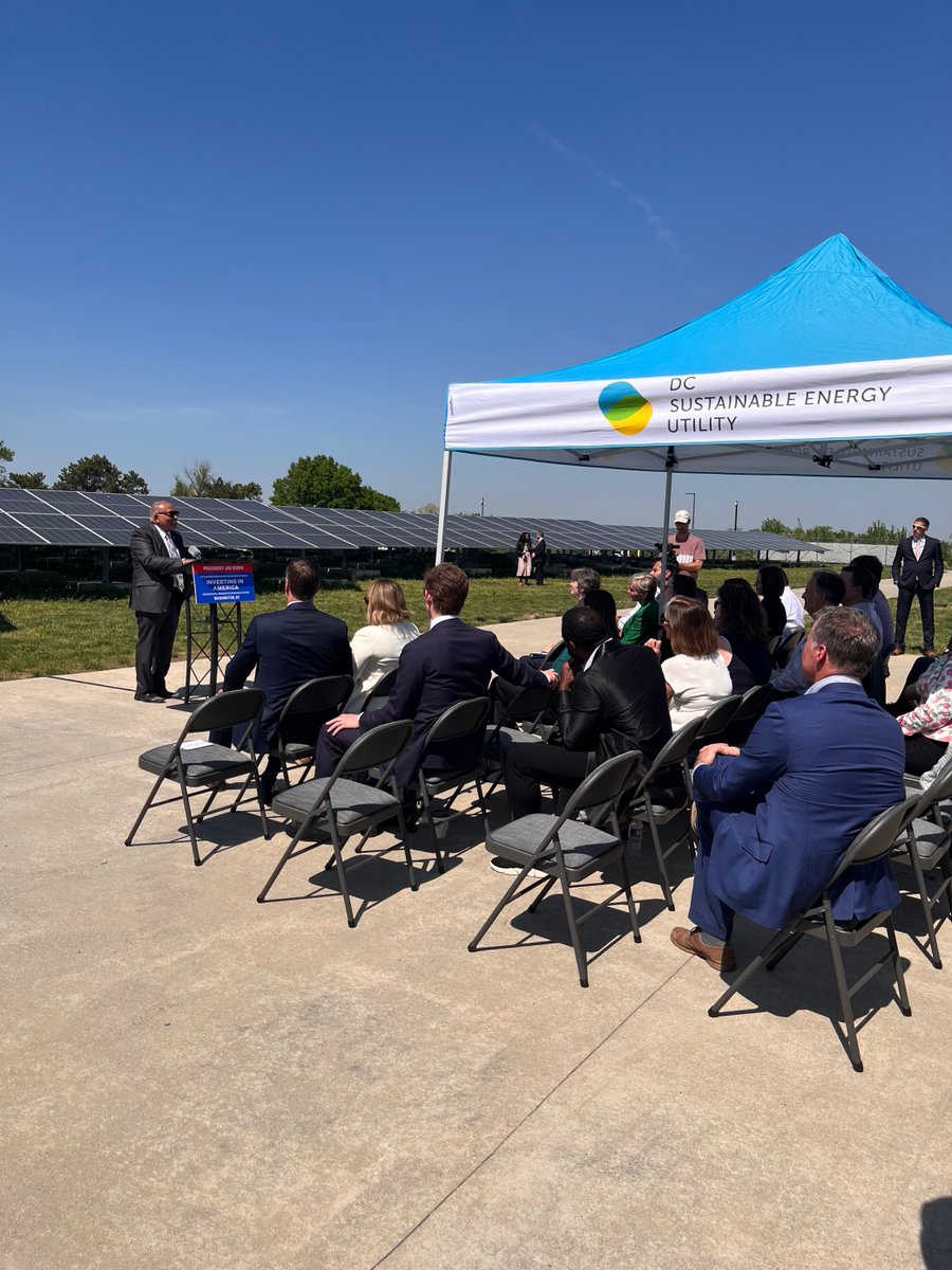 DCSEU's tweet photo. Today, reps from @ENERGY, @EPA, District government, and the business community gathered for an early Earth Day celebration to recognize each Sunny Award Grand Prize Winner and preview the @dcwater Brentwood Reservoir Community Solar installation. ☀️
#Solar4All #CommunitySolar https://t.co/T7mh8V66Zf
