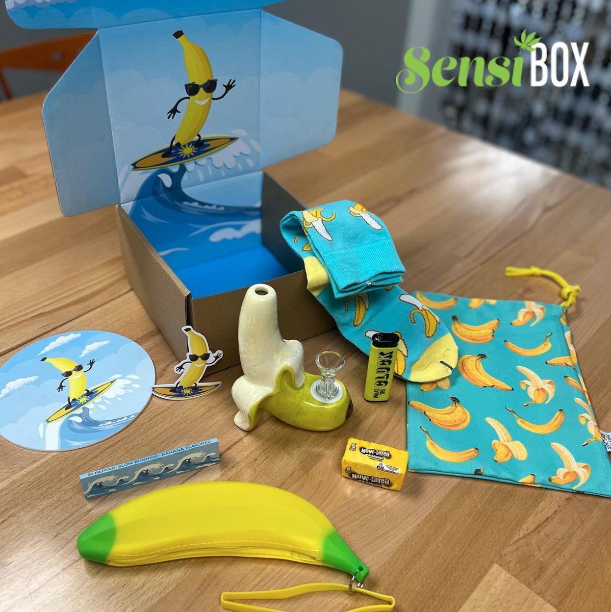 Corn3rBoyz's tweet photo. At 4:20 PM PST today we are announcing the winner of:   

🍬1 Banana @BoxSensi  + 🌱1 @Cannador 8-Strain Cannador® (with drawer/$299 value) + 📦4 @Corn3rBoyz MysteryBox

🌿Follow @Corn3rBoyz +@BoxSensi + @Cannador
🌿Like &amp; RT
🌿Tag 3 smokers
🌿Turn notif on

60 mins⌛️

#HAPPY420 https://t.co/2gjVWiPLz3