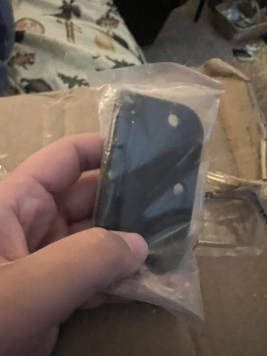 joewardog's tweet photo. @wizards_magic Thank you for my bonus item from the Convention in a box. https://t.co/9NmtRNNdRF