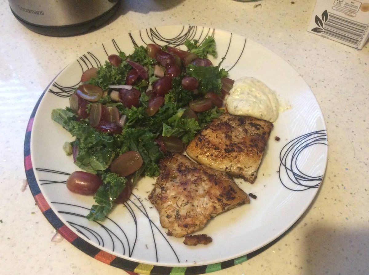 Charleston_Rat's tweet photo. #ChefRat time! Pan-fried tilapia with a sweet kale salad. https://t.co/Tt7aAxmsUU