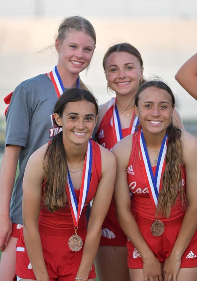 NevaehKerby3's tweet photo. On to Regionals! 4x1, 4x2, and 4x4 relays. It’s a great day to be a Coahoma Bulldogette!! ❤️🤍💙 https://t.co/l2x8H0PCTn