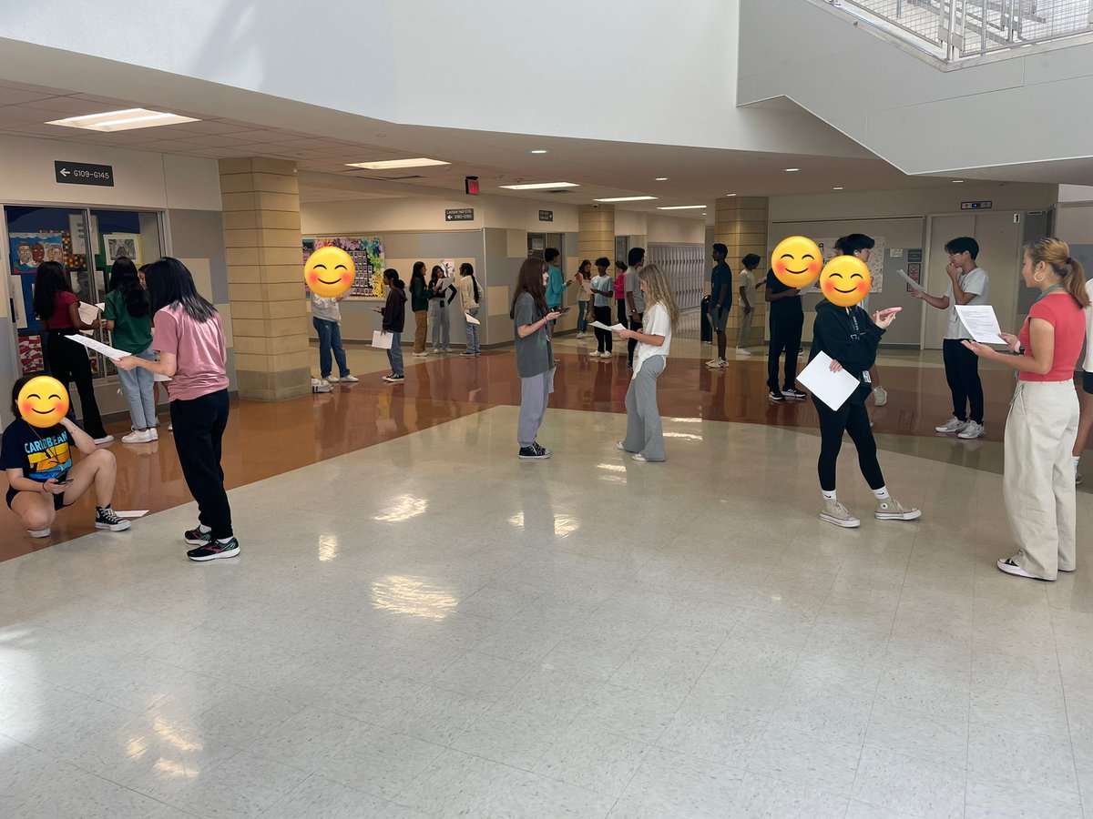 alysonvick's tweet photo. Prep day for our first ever English I Spoken Word Showcase! How wonderful to watch students tap into their writer voices and share their poetry. https://t.co/Ulae1JxQiD