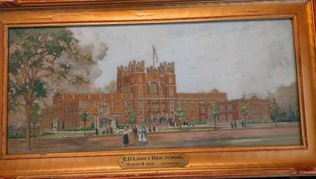 tkoszycki's tweet photo. 419 Week 
418 Libbey House Foundation Spring Salon Series &amp; Tour
 https://t.co/k9NcPEhASr
Special reveal of 100-year-old painting of Libbey HS &amp; toast to EDL🍾
Talk by Sue Terrill LHS 1966 https://t.co/mDki5EPQlR