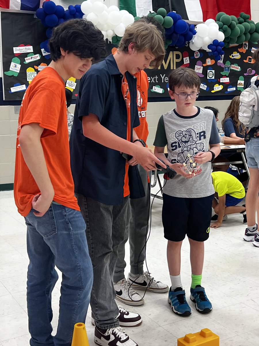 Bronc Botz tweet media